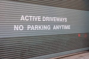 commercial stenciling on the side of a commercial building in Dublin, CA 